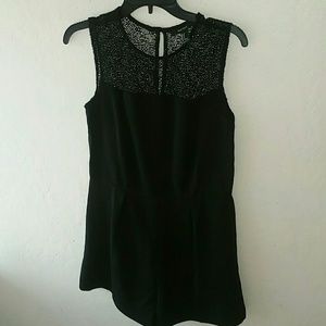 Forever 21 sleeveless lace romper